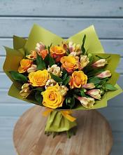 Букет цветов из:  Альстромерии и Розы в Нахабино