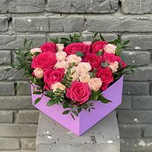 Цветочная композиция из Розы в коробке в Нахабино