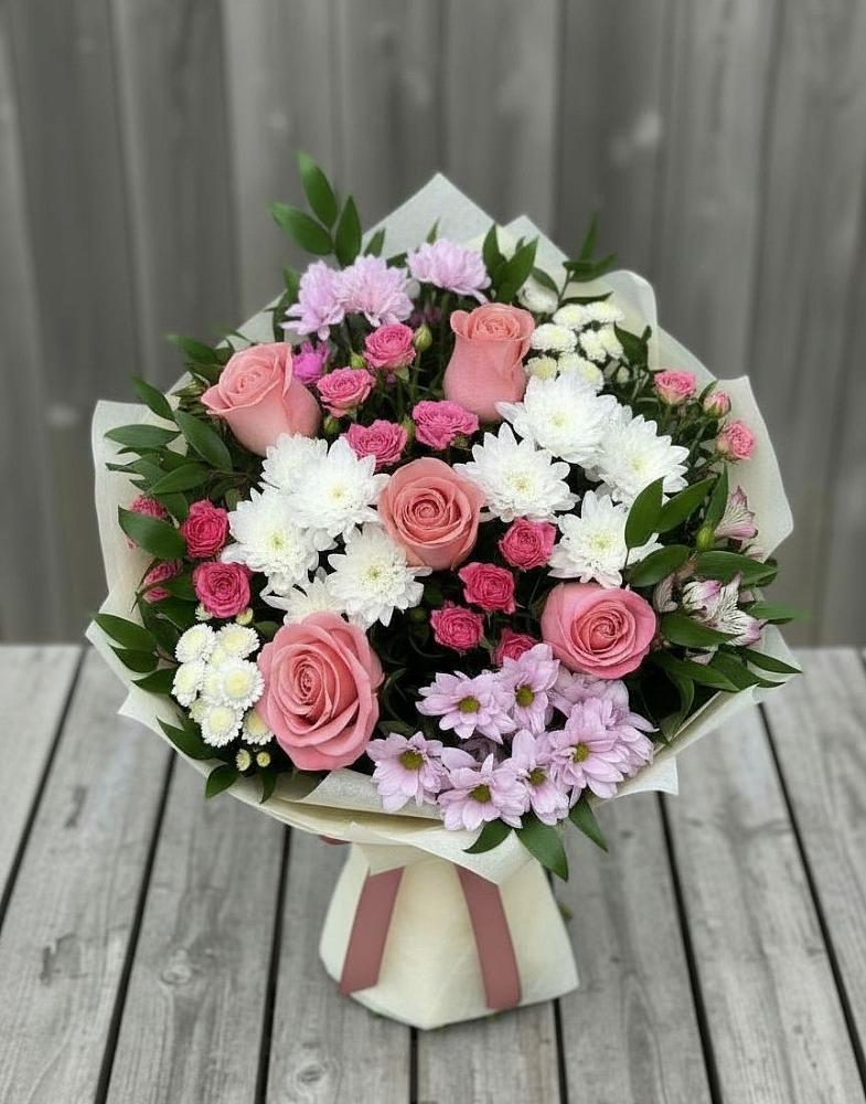 Букет цветов из: Альстромерии, Гвоздики, Розы и Хризантемы в Нахабино