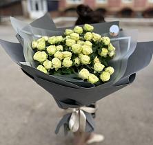 Букет Белые кустовые розы Солинеро #REPLACE_PRED# Нахабино