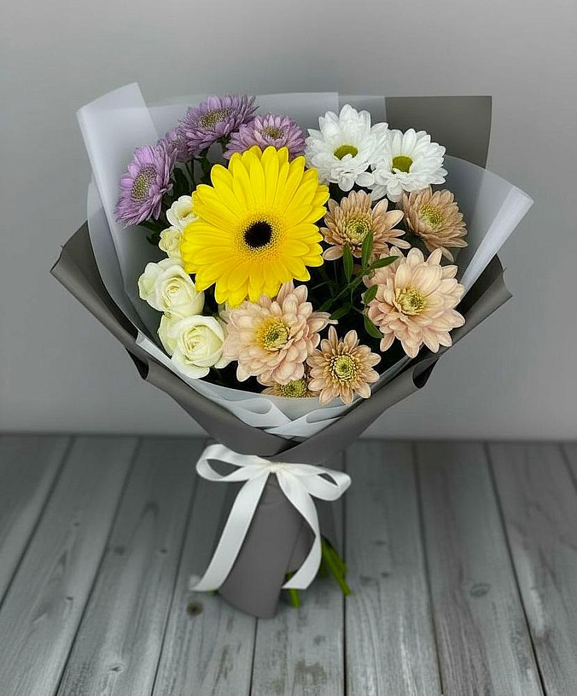 Букет цветов из: Розы, Герберы и Хризантемы в Нахабино