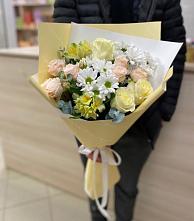 Букет цветов из:  Альстромерии, Розы и Хризантемы #REPLACE_PRED# Нахабино