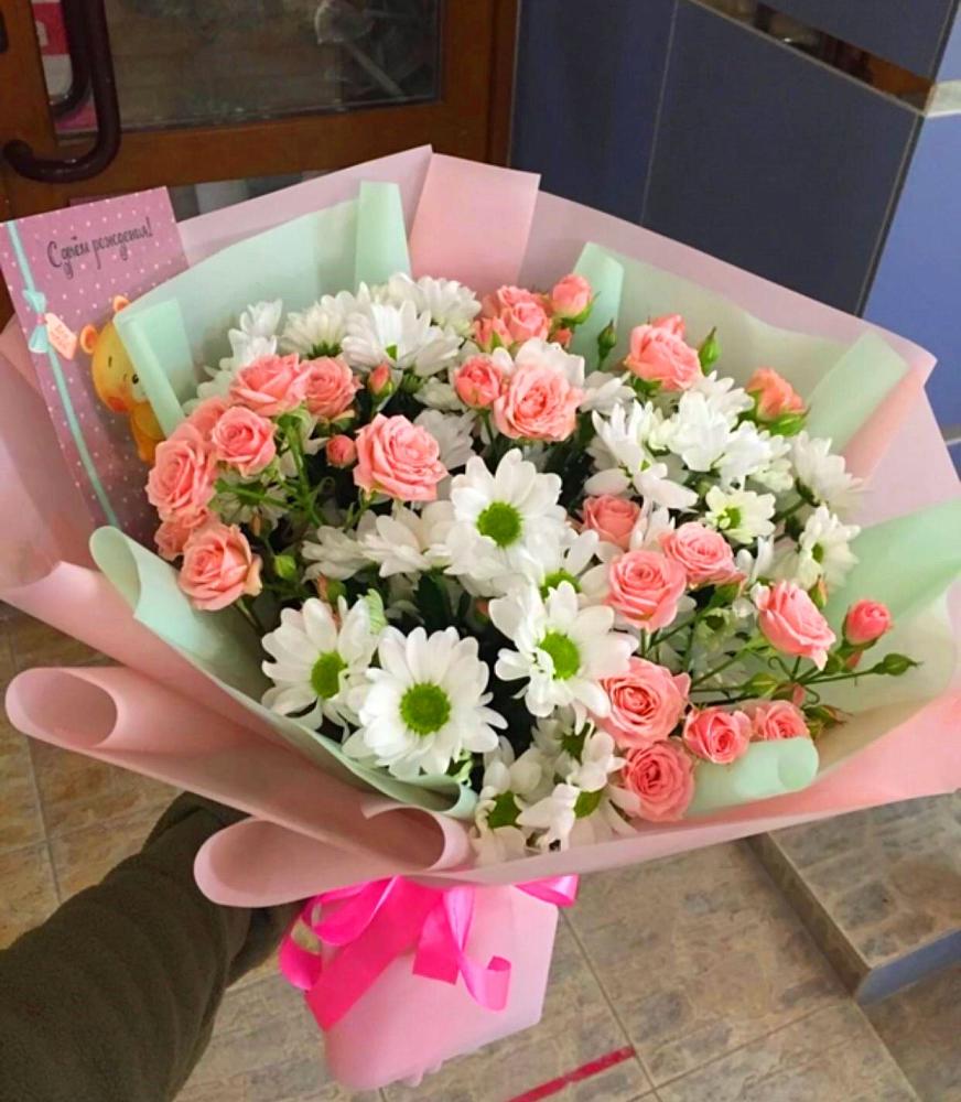 Букет цветов из: Розы и Хризантемы в Нахабино