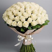 Букет 101 беля роза Белоснежка в Нахабино