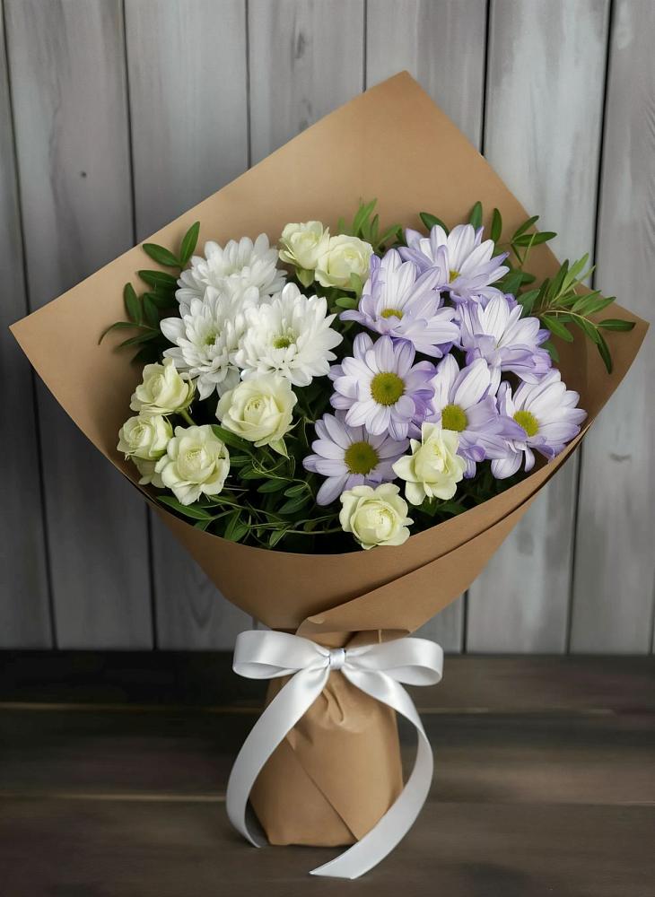 Букет цветов из: Хризантемы и Розы в Нахабино