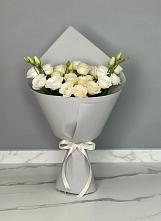 Букет цветов из:  Розы и Лизиантусы в Нахабино